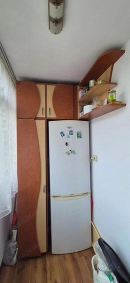 apartament 2 camere transformat in 3 camere, zona Biserica Noua, decomandat, etaj 3 - 9