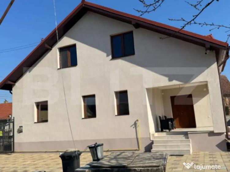 Casa premium P+M, 300 mp utili, teren 3200 mp, complet reno - 12