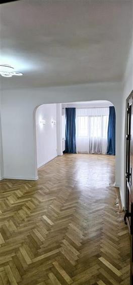 apartament 3 camere Piata Muncii, la 1 minut de gura de metrou, 90mp utili ,etaj - 25