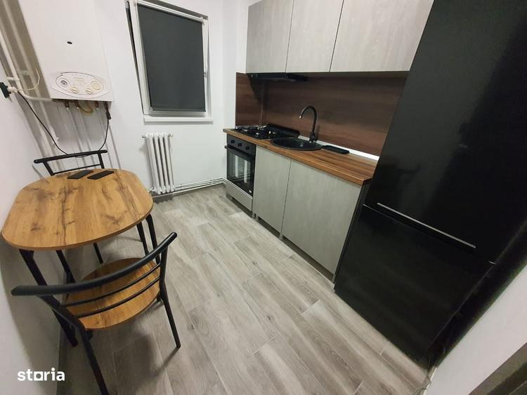 Apartament cu 2 camere decomandat în Alexandru cel Bun
