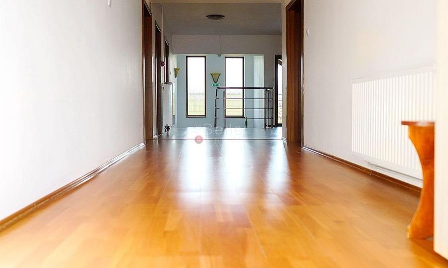 Complex de Vile cu Destinatii Multiple - 53