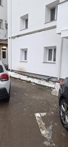 Apartament de vanzare - 4