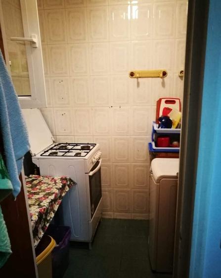 Proprietar. La METROU Costin Georgian, Garsoniera Etaj 2/4 - 9