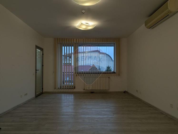 Spatiu de birouri de 251mp de inchiriat in zona Aviatorilor - 4