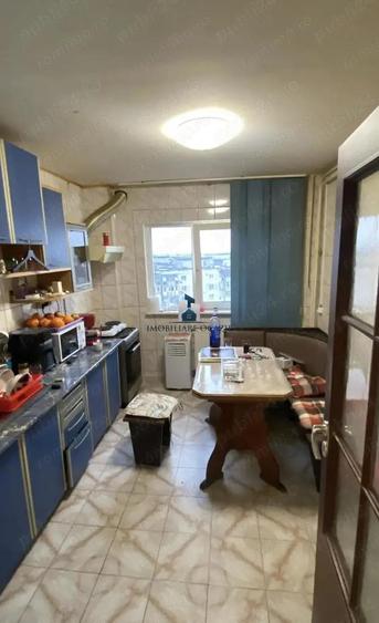 Vanzare Apartament 4 Camere Decomandat Sos.Oltenitei - 3