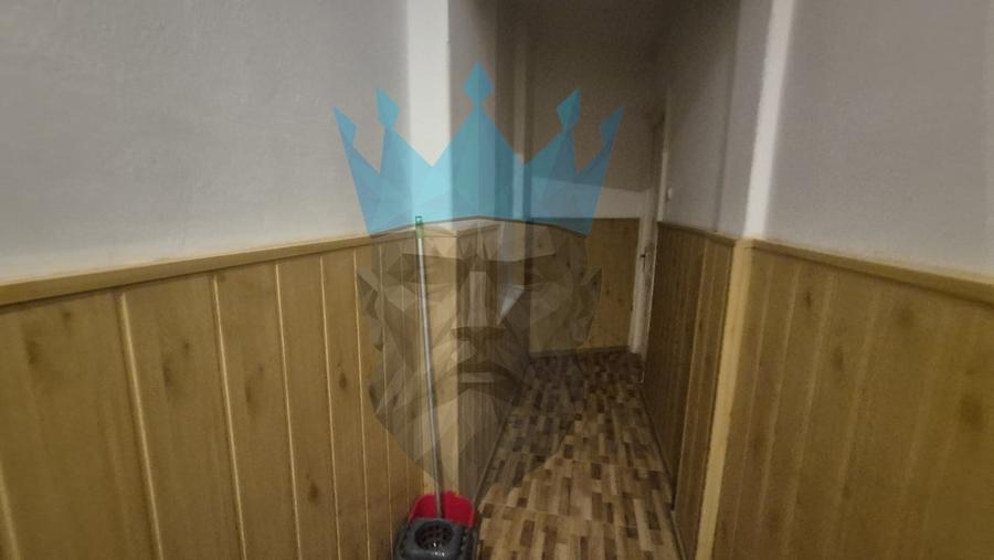 Spatiu Birou Universitate - 12