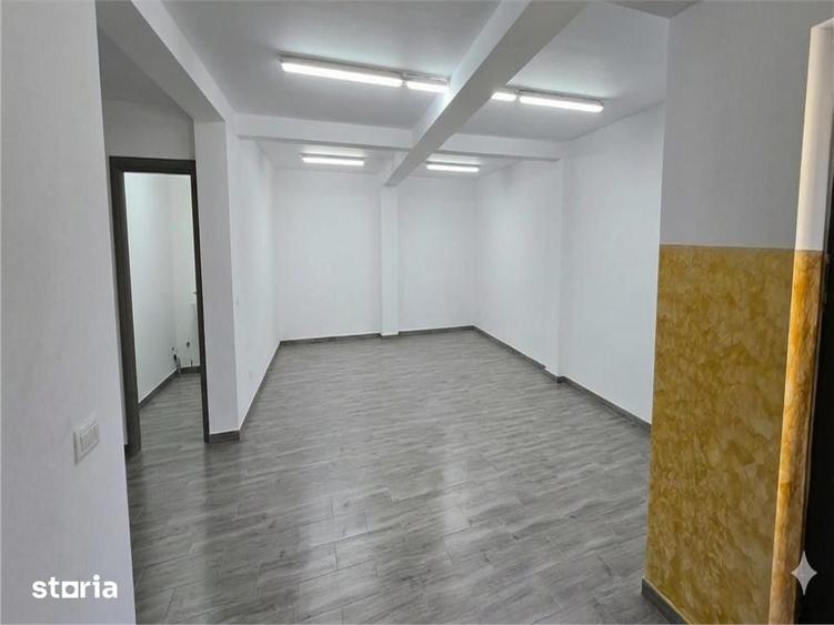 Casă cu 5 camere cu Teren 455 Mp în Sud