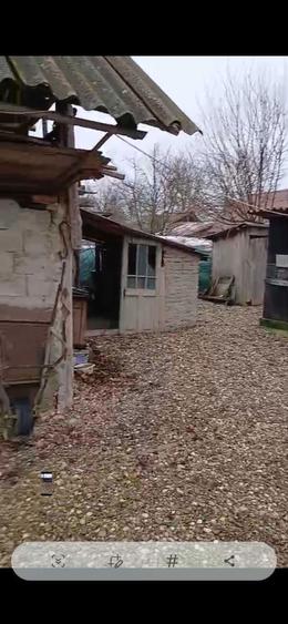 Vand casa la tara - 8