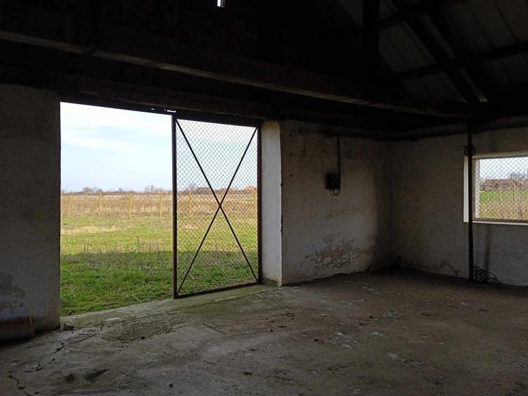 Spatiu depozitare sau uscare - 8