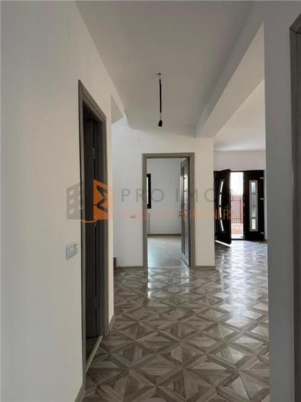 Exclusivitate! Casa tip P+1E+Pod zona Stalpu - 10