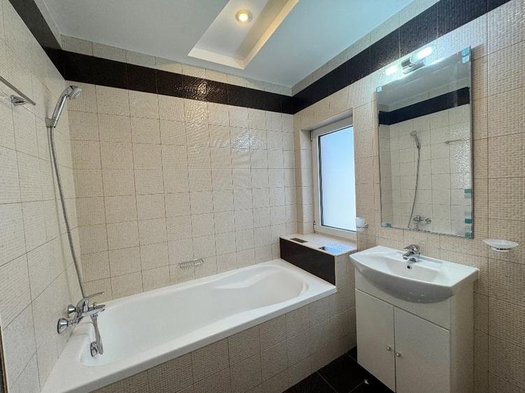 Casa cu curte si garaj dublu// Pipera// semimobilata - 10