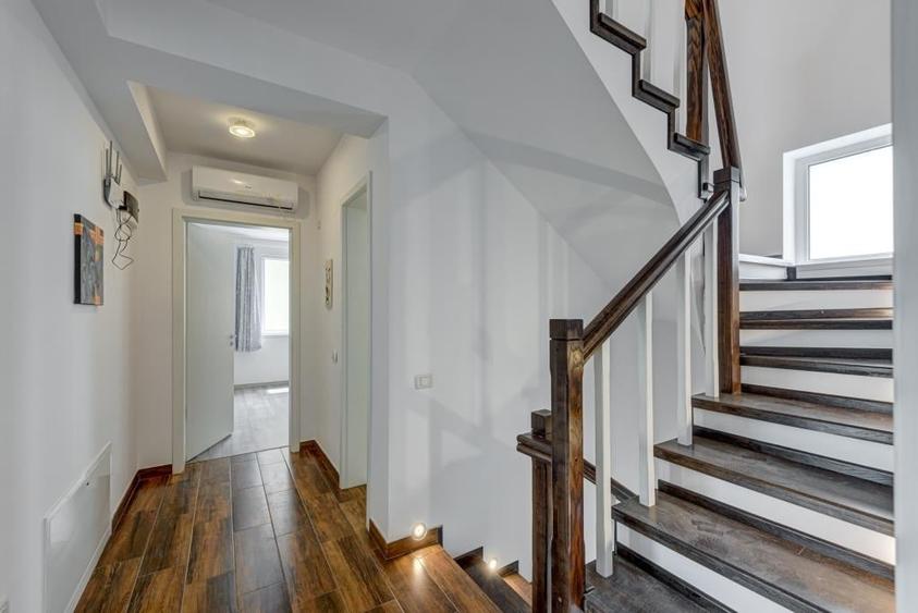 Vilă Spațioasă de Închiriat în Crevedia – Ideală pentru Familie (P+1+M) - 21