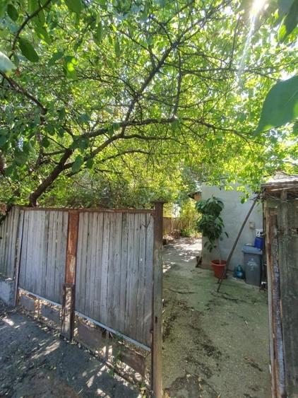 Casa + teren de vanzare -505mp- Comuna Barcanesti, sat Tatarani, PRINCIPALA - 2