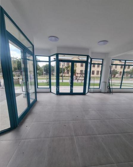 SPATIU COMERCIAL ULTRACENTRAL - Str . LIBERTATII - 12