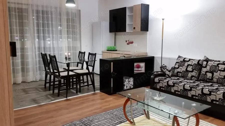 Apartament 3 camere, zona Tractorul - 2