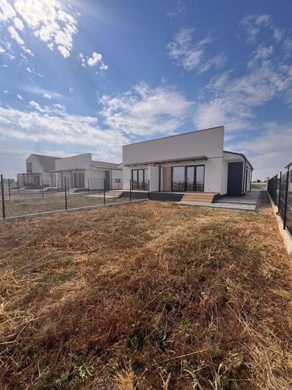 Comision 0%. Duplex pe parter.  Panouri solare.  328 mp teren.  La cheie. - 10