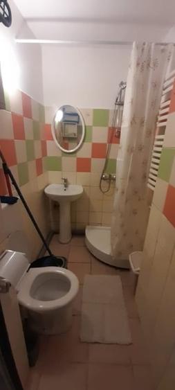 Garsoniera - zona Podu Ros - spate Gara Internationala - 1