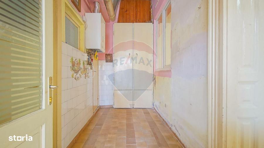 Casa de renovat de vanzare, Str. Dealu Cetatii, Comision 0% - 12