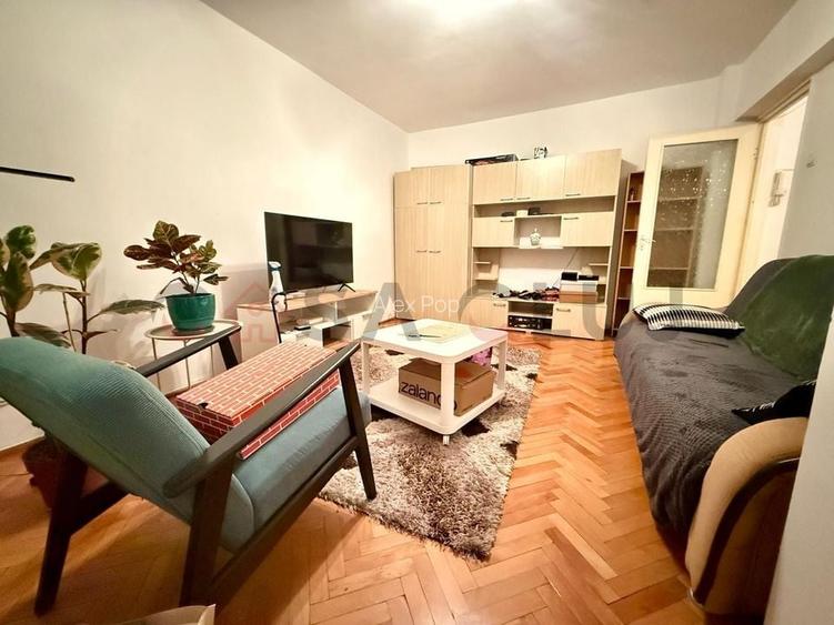 2 camere, decomandat, etaj intermediar, Calea Florești