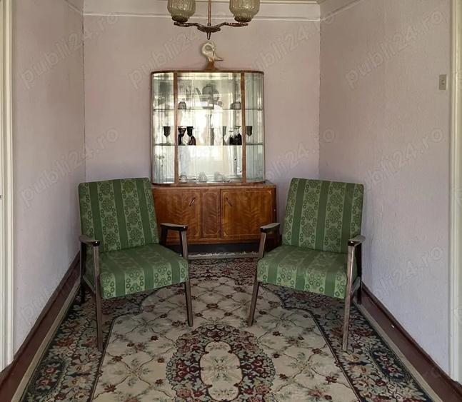 Casă cu 6 camere în Potoceni