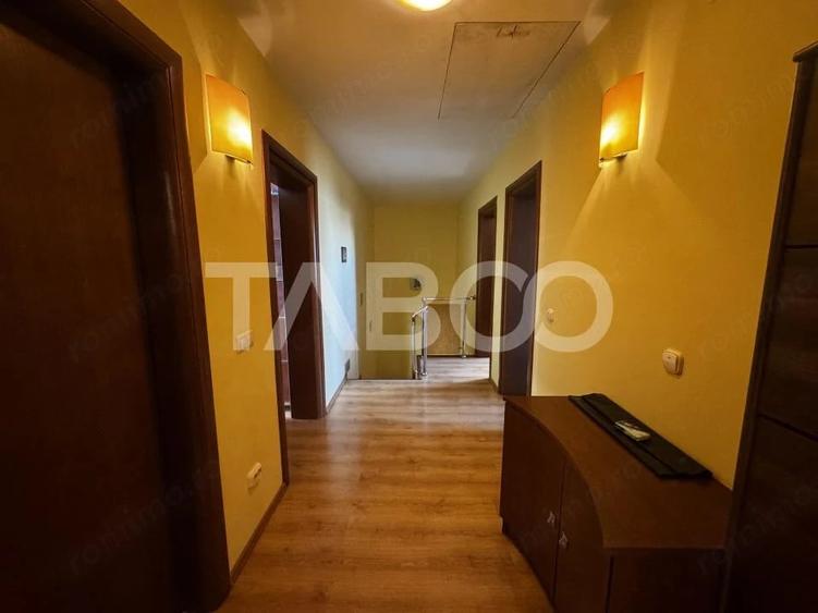 Casă cu 5 camere cu Teren 254 Mp în Central