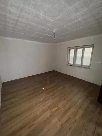 Casa 60 mp, teren 7 ari, baie renovata, Bozanta Mica - 15