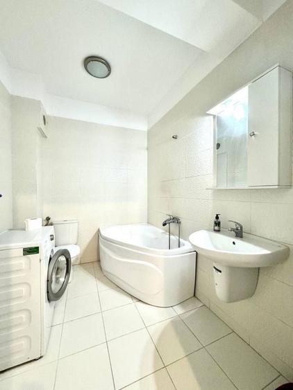 Inchiriez apartament 2 camere langa statie autobuz - 1