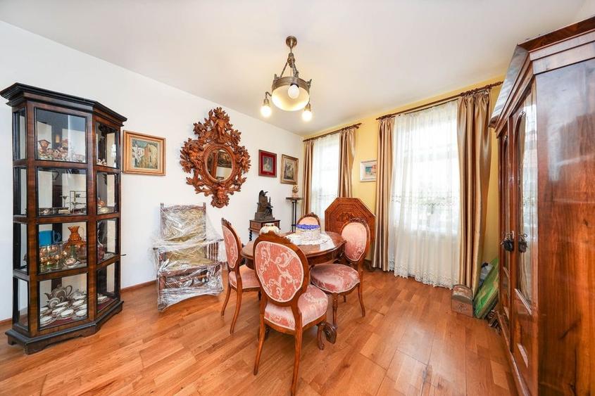 Casă deosebită de v&acirc;nzare &icirc;n centrul Brașovului - 18