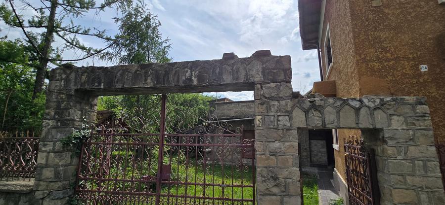 Vânzare proprietate - Casă tip conac, teren și anexă, într-un cadru natural spec - 13