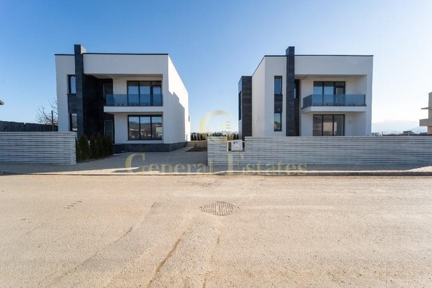 Case moderne cu etaj – Sânpetru, Brașov - 1