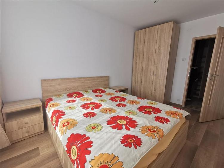 Apartament 2 camere recent renovat Alexandru cel Bun 399 euro - 1