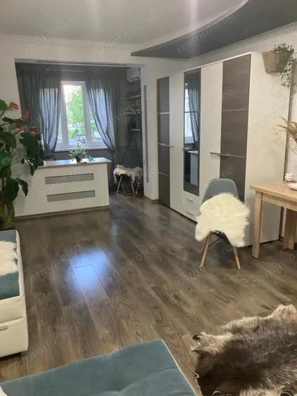 Garsoniera in Aparatorii Patriei - 1