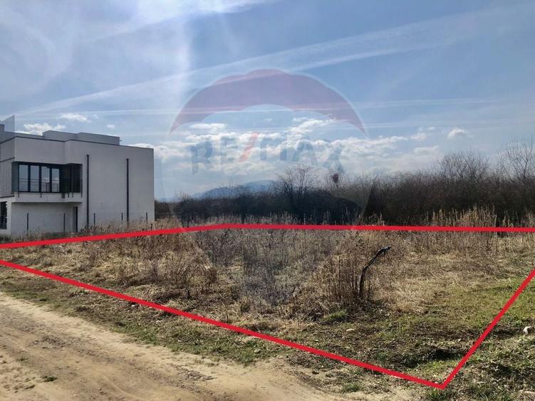 Comision 0% | Teren Intravilan Sanpetru | Strada Gutuiului | 500 mp | - 2