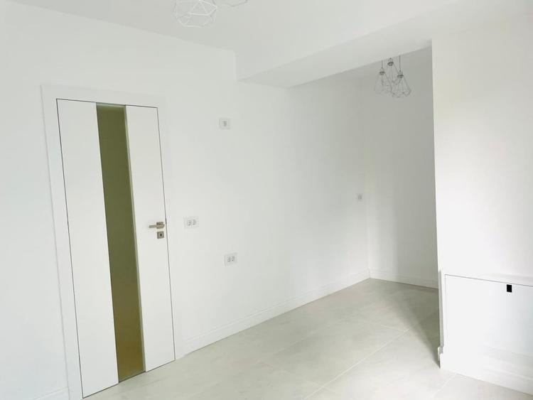 Apartament 8 camere-decomandat-zona Arcul de Triumf - 6