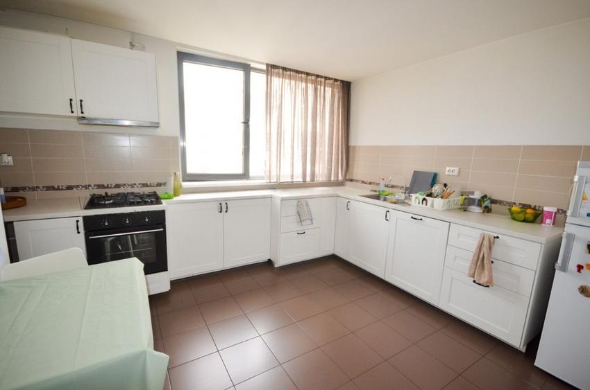 13 Septembrie, Mariott, Palatul Parlamentului, Catedrala - 1