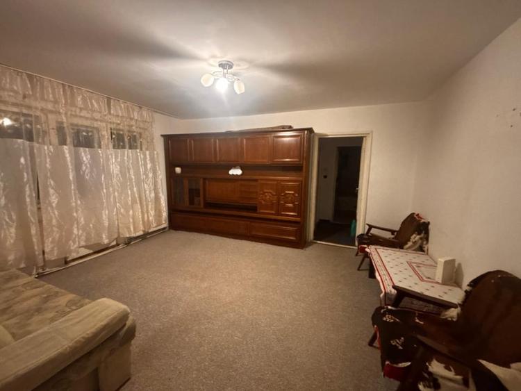 Apartament 55mp -Etaj 2-Calea Moldovei - 2