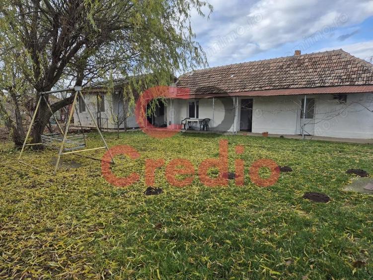 1200mp teren, casa cu 2 corpuri-asfalt, utilitati, locatie buna - 15