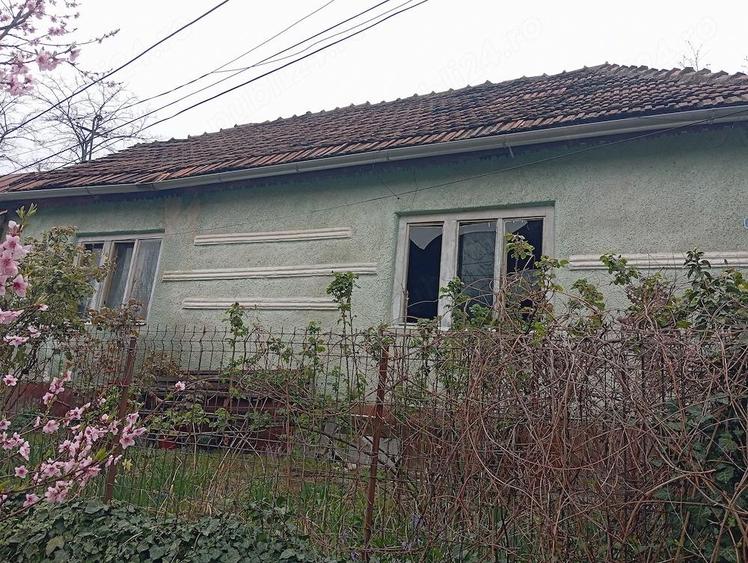 Vand casa in Oravi?a - 1