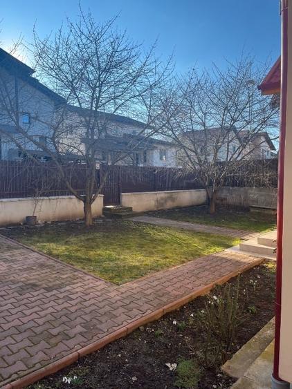 PROPRIETAR,vand casa Sura Mica,suprafata utila 92mp. - 3