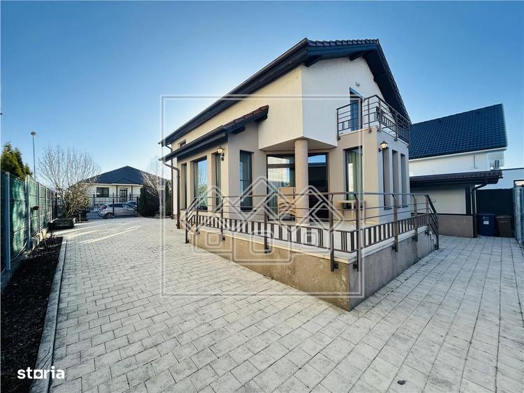 Casa individuala, teren mare, 2 garaje - Sura Mica - 7