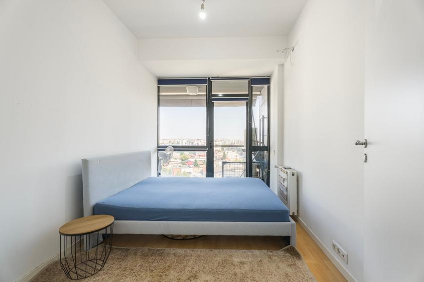 Apartament cu 3 camere semidecomandat în Calea Călărașilor