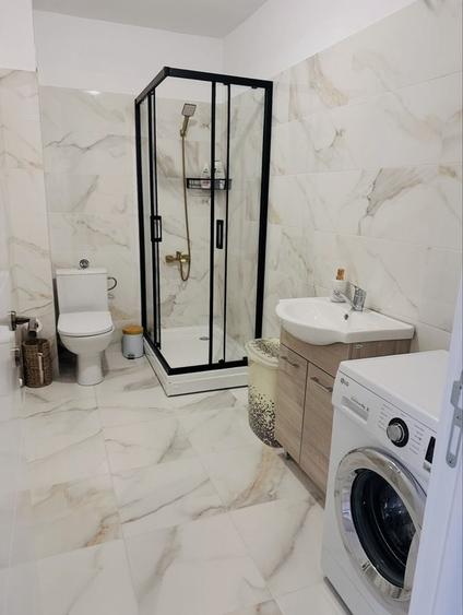 Apartament cu 2 camere decomandat în Exterior Vest