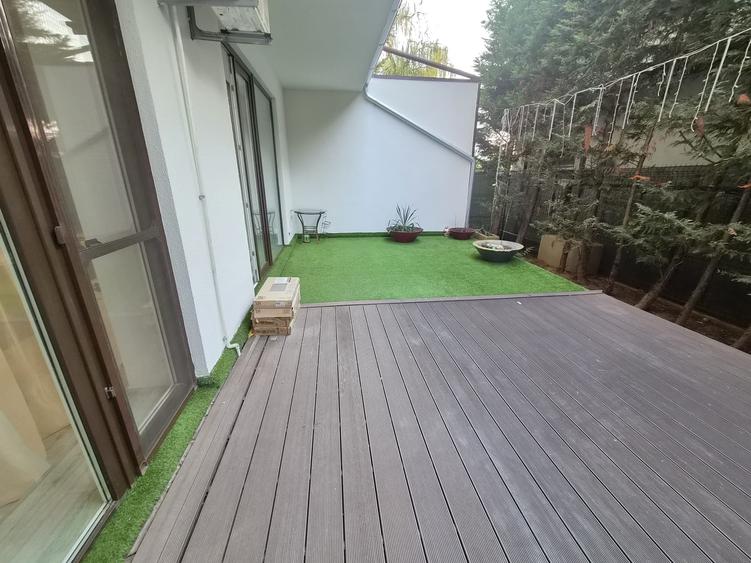 Apartament cu 3 camere în Iancu Nicolae