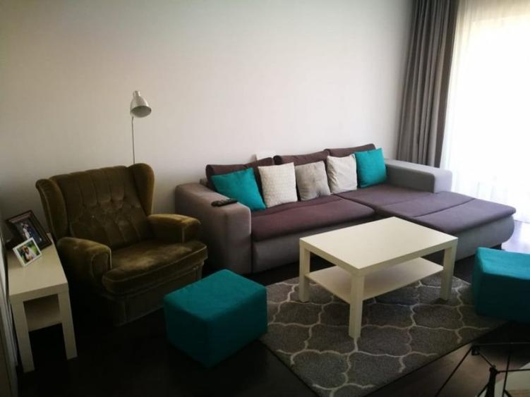 Apartament cu 2 camere decomandat în Păcii
