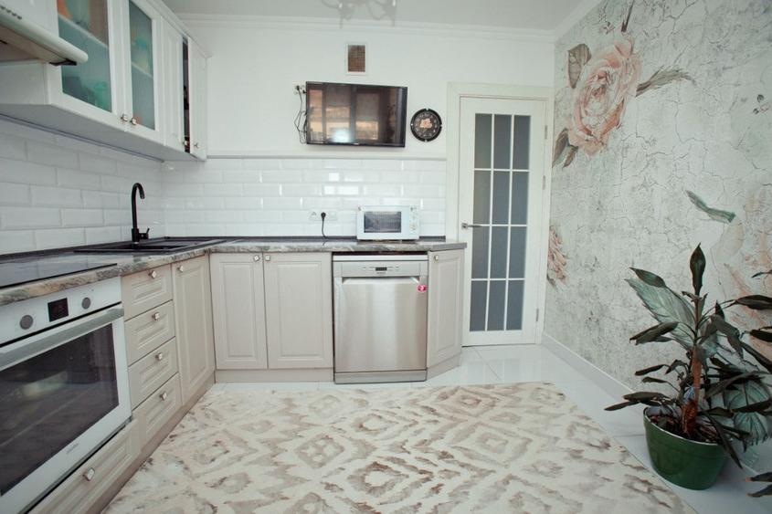 Apartament cu 3 camere decomandat în Blumăna