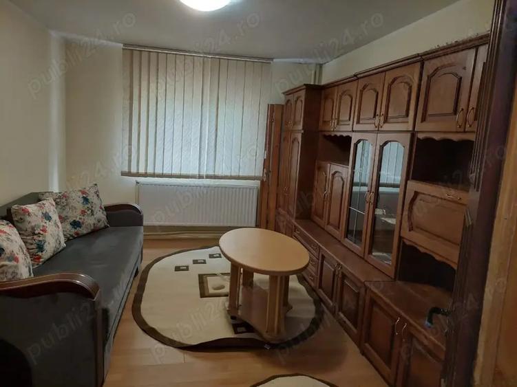 Garsonieră decomandată în Complex Studențesc