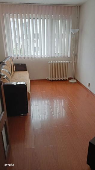 Apartament cu 3 camere în Dristor
