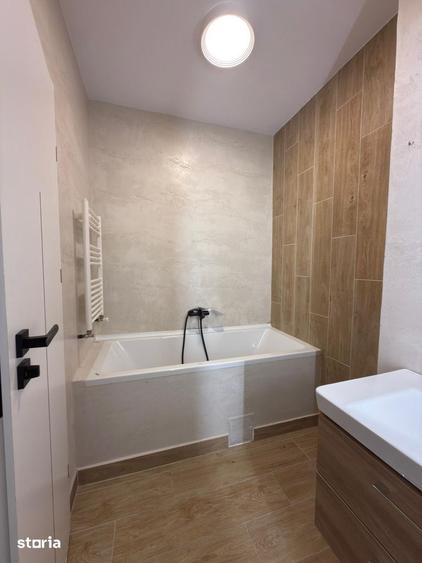 Apartament cu 3 camere în Bună Ziua