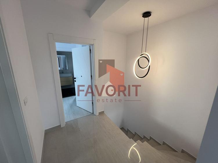 Duplex cu 5 camere cu Canalizare în Chișoda