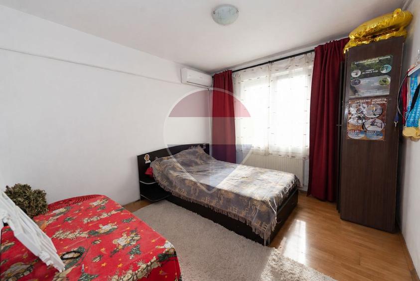 Apartament cu 3 camere, mobilat în Gorjului